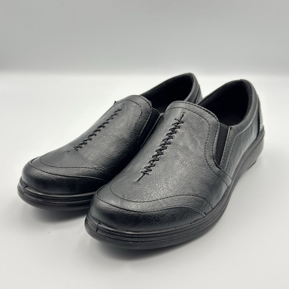 Easy Street Womens Black Ultimate Faux Leather Slip On Loafers 6.5